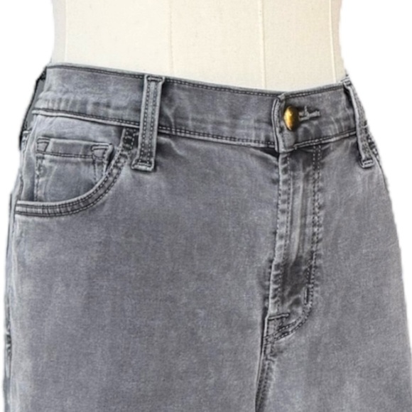 JBRAND EUC mid-rise straight leg cropped in Gray Size 29 - Picture 3 of 7